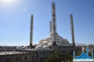 Мечеть Маккий, самая большая мечеть суннитов в Иране